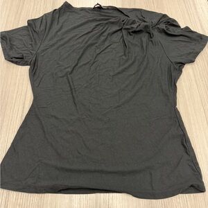Banana Republic Black Short Sleeve Knot Women's Tee